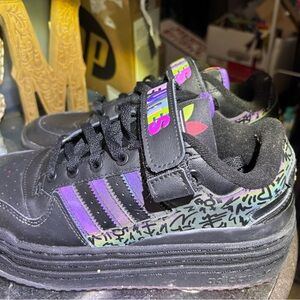 Kris Andrew Small x adidas Wmns Forum Triple Platform Low 'Pride'